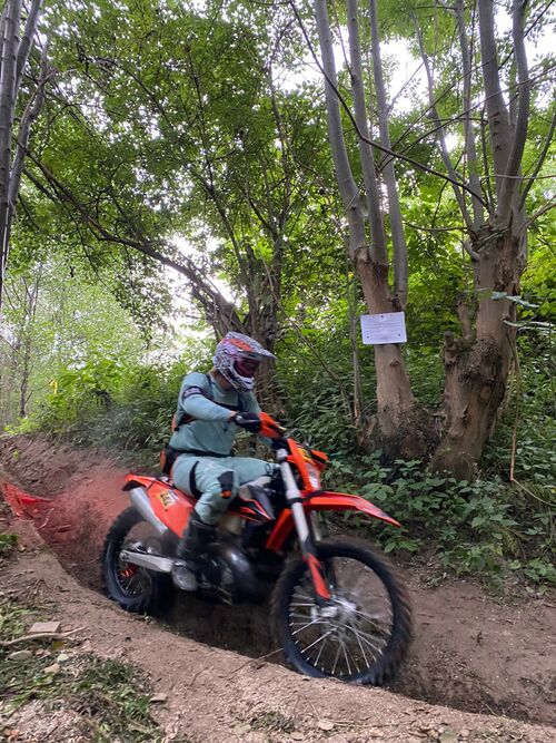 Bronze at the Dead Dog Tunnel