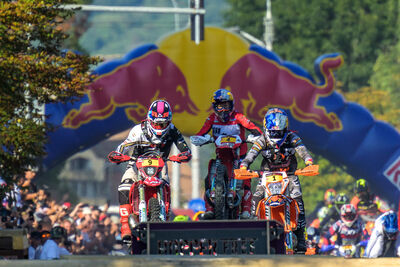 MS_RED_BULL_ROMANIACS_1950.jpg