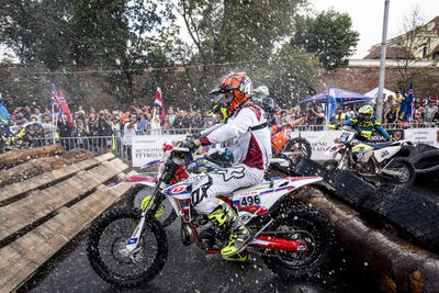 _AttilaSzabo__Red_Bull_Romaniacs_2407180033.jpg